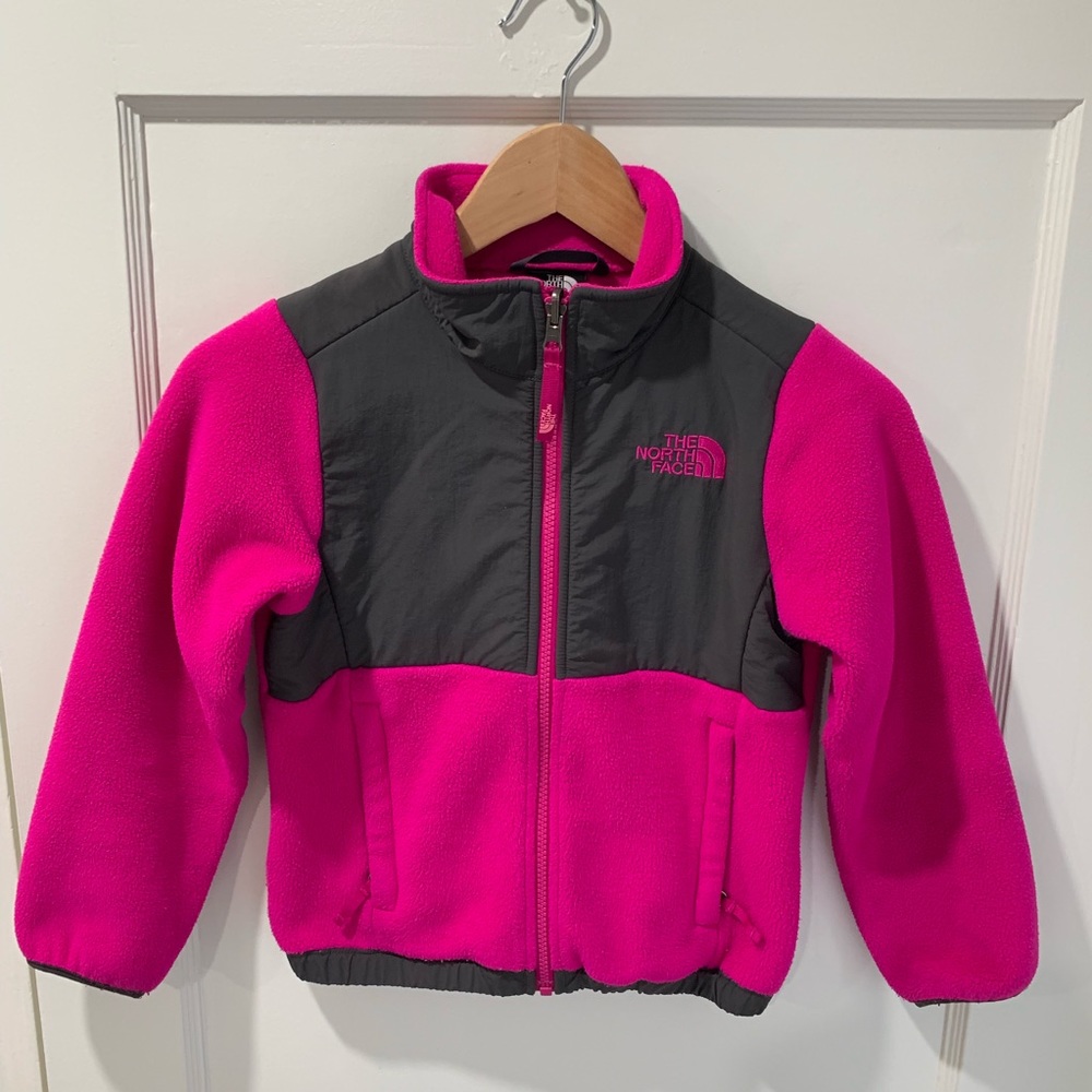 KIDS NORTH FACE JACKET
